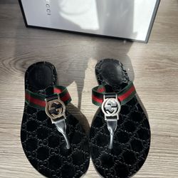 Gucci Thong sandal