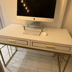 Vanity Table $100