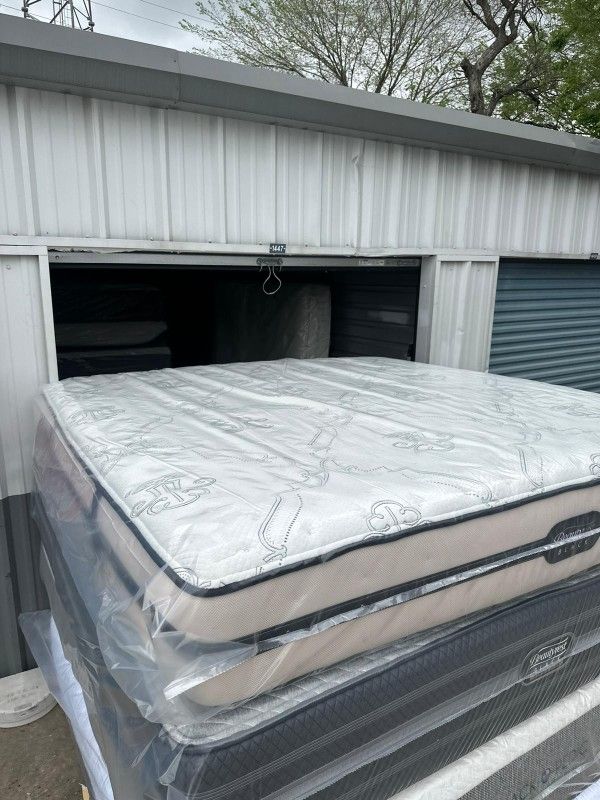 King Size Mattress And Box Spring
