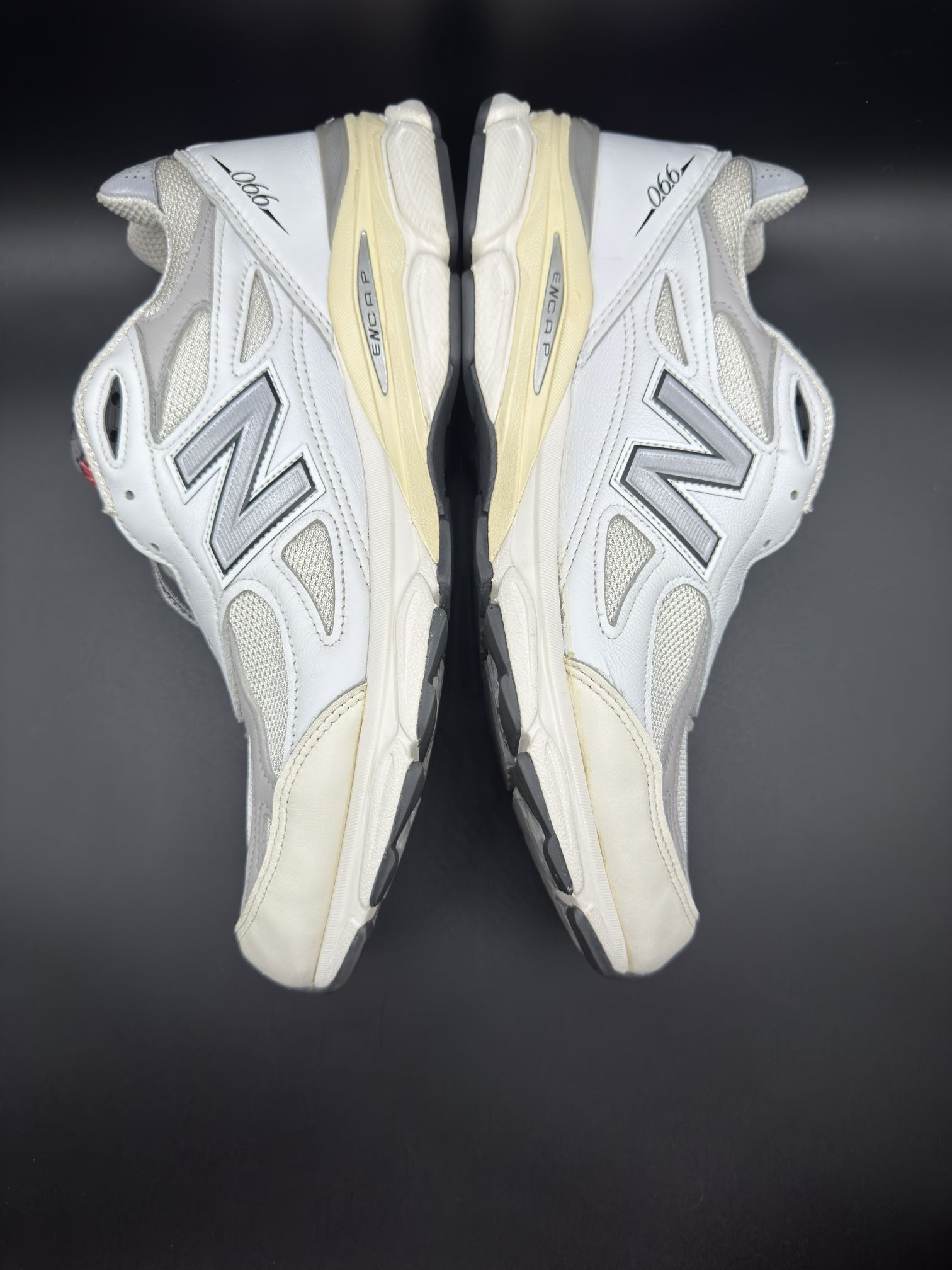 New Balance 990v3 Sea Salt