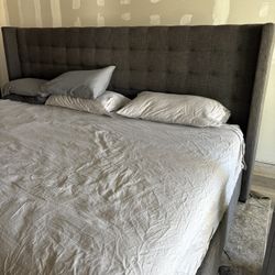Florida King Frame And Mattress 