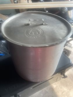 35 Quart Pot With Strainer