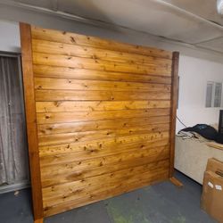 7'x7' Vintage Prop
