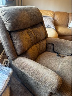 Lazy boy electronic recliner