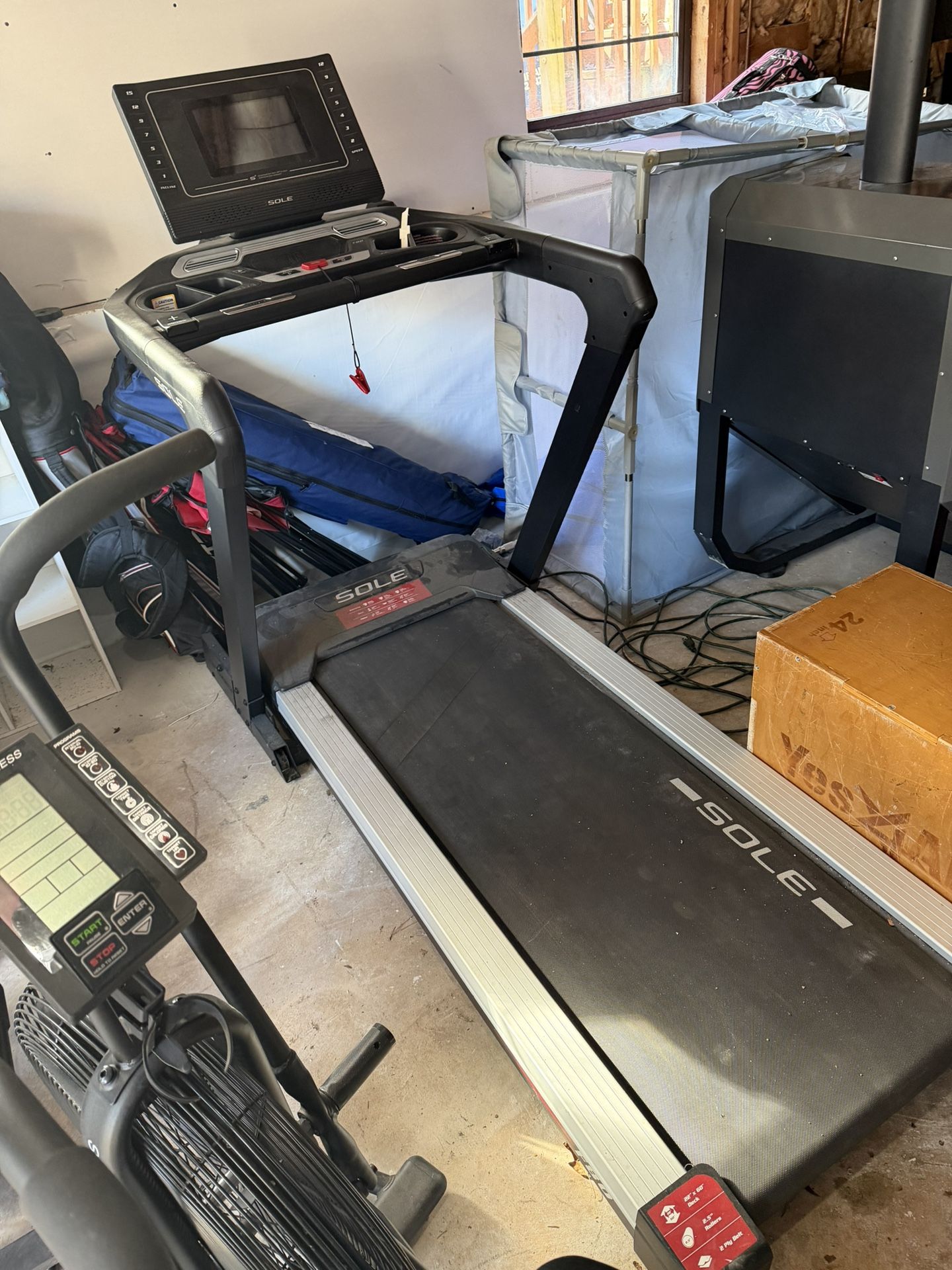 Sole F80 Treadmill