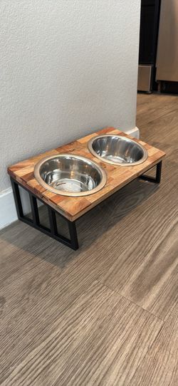 Elevated Dog Bowls