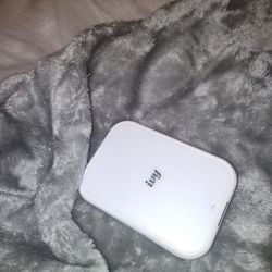 Canon Ivy Bluetooth Printer With A Pack Of Film