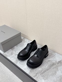 Balenciaga Men’s Leather Shoes With Box 2026 New