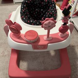 Disney Minnie Mouse Walker