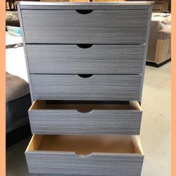 5 drawers dresser / Five drawers dresser