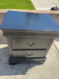Night stand