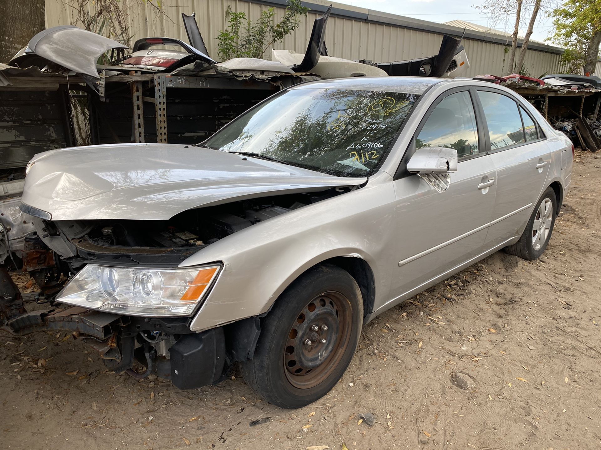 Only for parts 2009 Hyundai Sonata at 2.4 gls