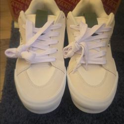 New Mens vans  size 10