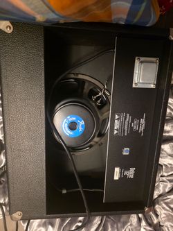 Fender Deluxe 112 Guitar Speaker Cabinet