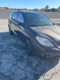 Toyota matrix black sedan coupe