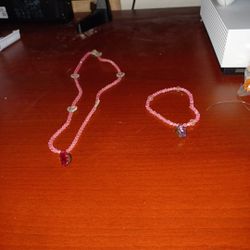 Bohemian Pig Choker Necklace Small Pink Heart On The Middle Necklace Pink Bead Collar Necklace Minimalist Rice Bead Necklace Jewelry for Women