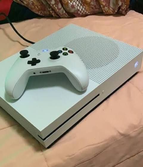 Xbox One 1TB 