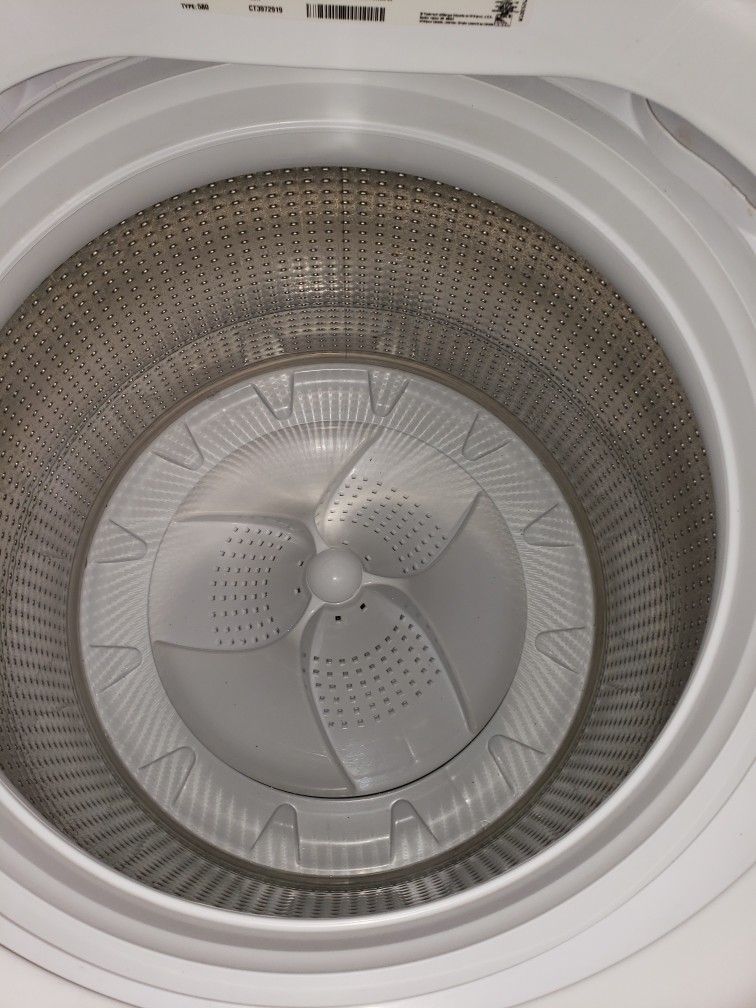 Whirlpool Electric Top Load Set Washer And Dryer In Great Condition