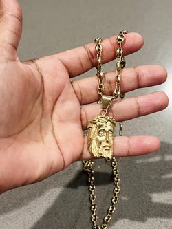 Gold chain Gucci 18k