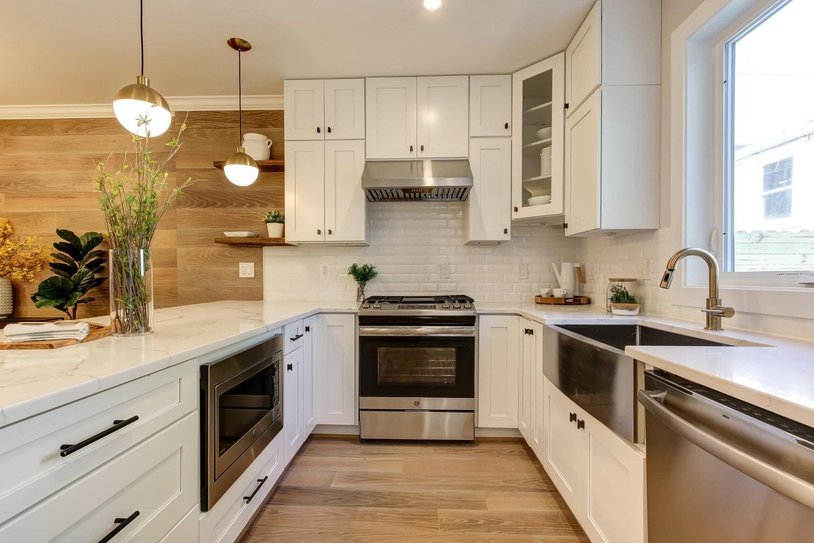 KITCHEN CABINETS – New All Wood White Shaker/Blue/Grey/Oak, All Sizes, Affordable Remodels, 3-Day REMODEL, $2,400 for Small Kitchen