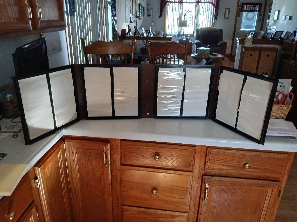 Photo Album Holds 400 Photos