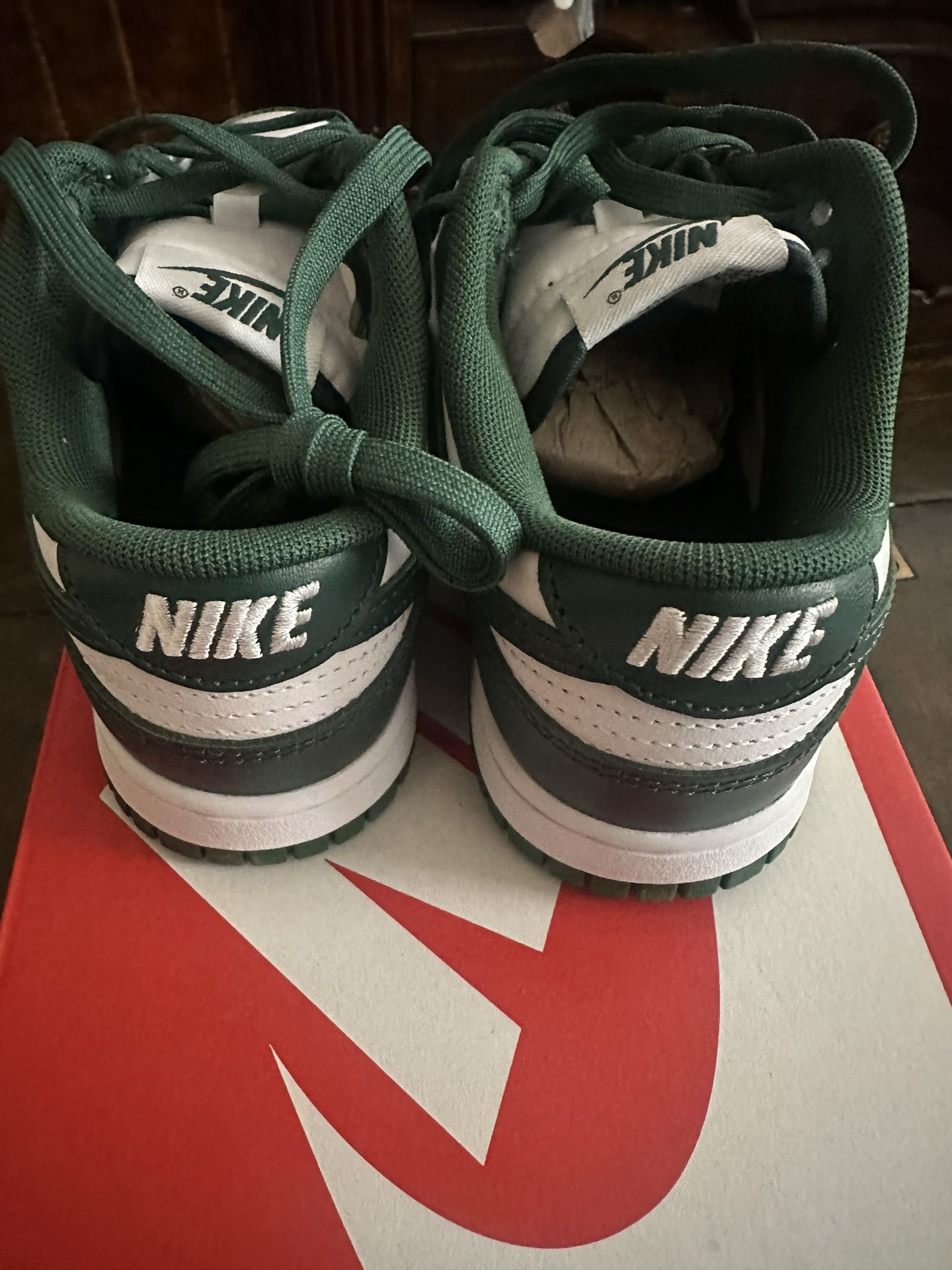 Nike dunk low ‘Michigan State’