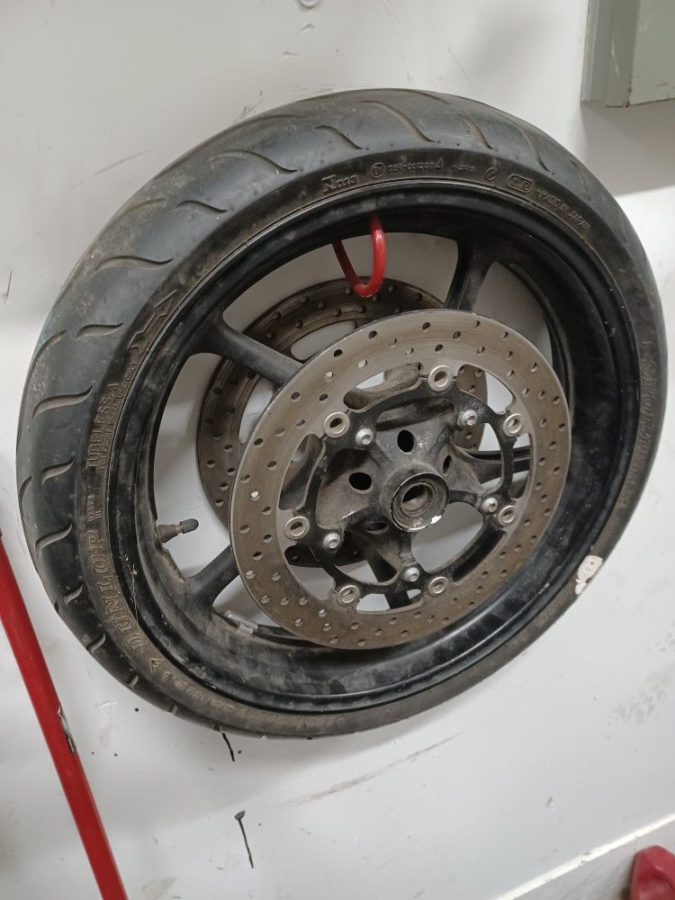 Front Rim And Tire 9 7 C B R