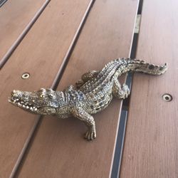 7 Inch Long  Vinyl Plastic Cocodrile Figure 
