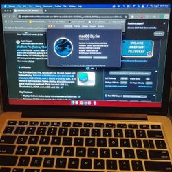 Apple MacBook Pro Laptop 