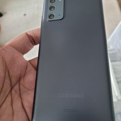 Samsung Galaxy Note 20 , Unlocked   for all Company Carrier ,  Excellent Condition  Like New