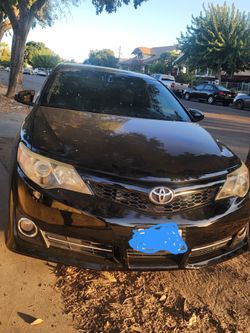 2014 Toyota Camry 4-cylinder, Black