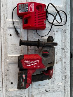 Milwaukee sds 1”