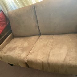 🌹BEAUTIFUL 2 SEAT COUCH/ WOOD FRAME🌹