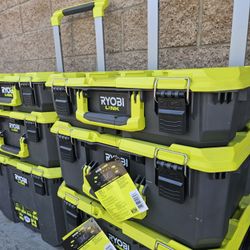 RYOBI ROOFING TOOL BOX  SET NEW