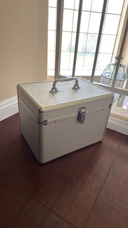 Make up organizer bin