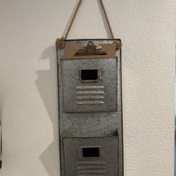 Vintage Looking Document Holder