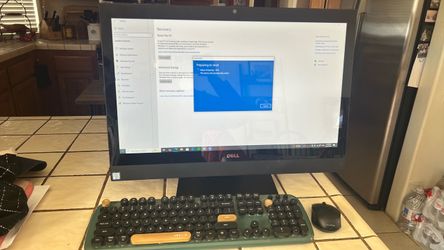 Windows 10 Dell PC with bluetooth mouse and keyboard