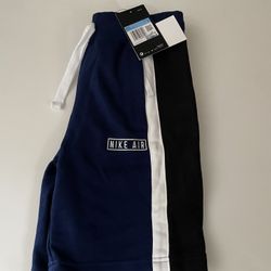Boys Medium Nike Air Shorts New