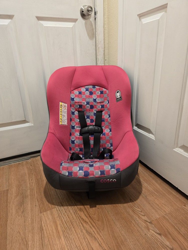 Cosco 2-in-1 Convertible Car Seat