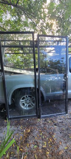 # puerta corrediza 60 x80
