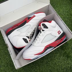 Jordan 5 “Fire Red” Size 12M DS