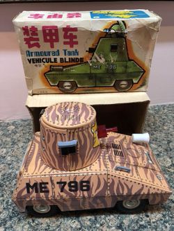 1970’s Tin Litho Tank with box