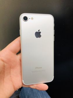 iPhone 7 128GB Factory Unlocked