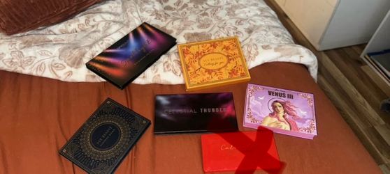 Makeup Eyeshadow Palettes