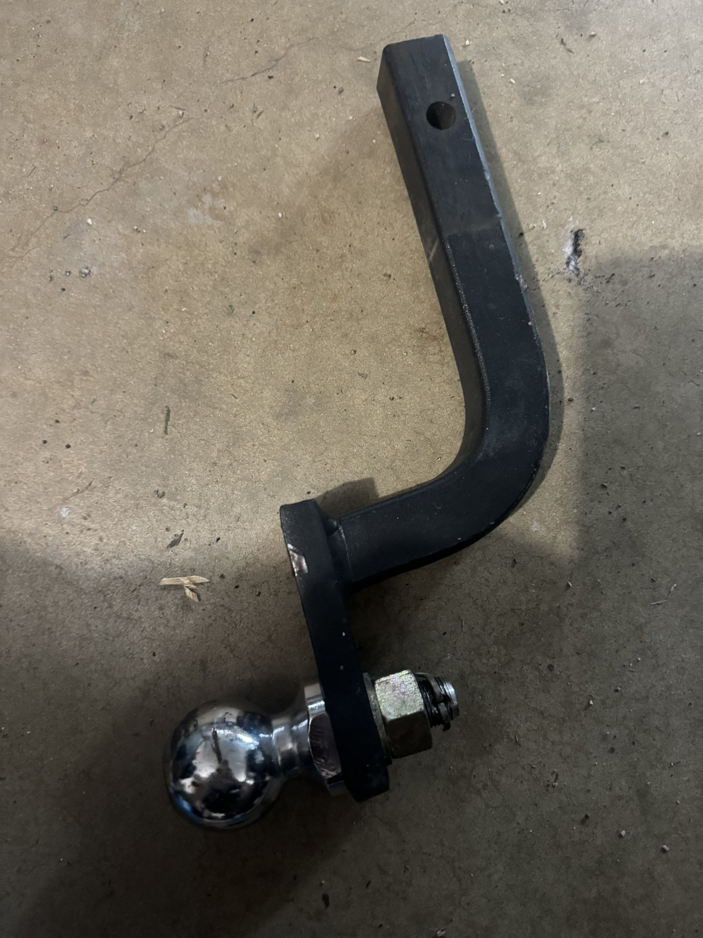 Uhaul Powertow Draw Bar 3 1/8" Rise 1  1/4" shank 3500 Lbs max load U-36061B