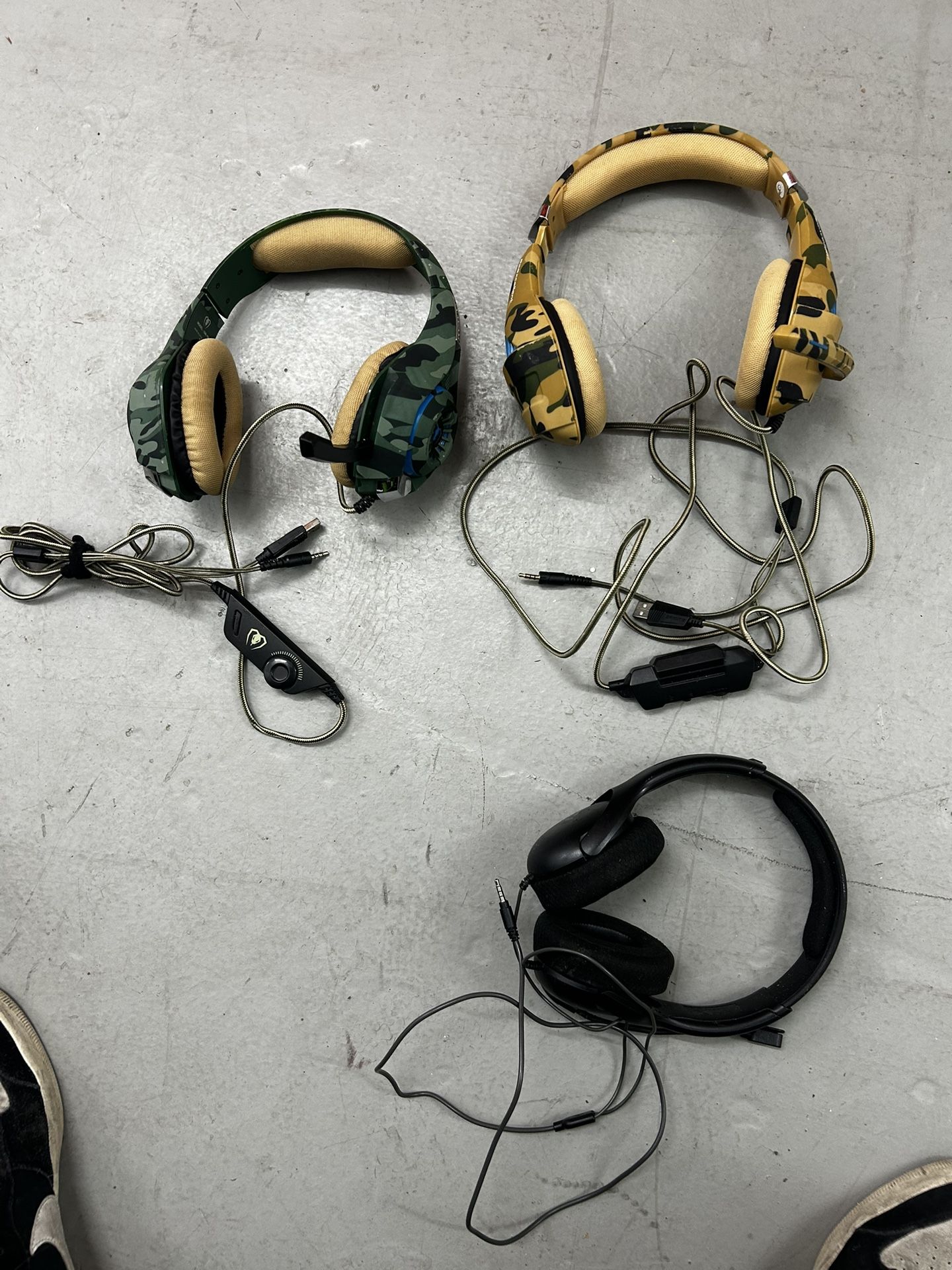 Beexcellent GM-500 Camouflage AUX USB Wired Boom Mic Studio Pro Gaming Headset. 3pcs