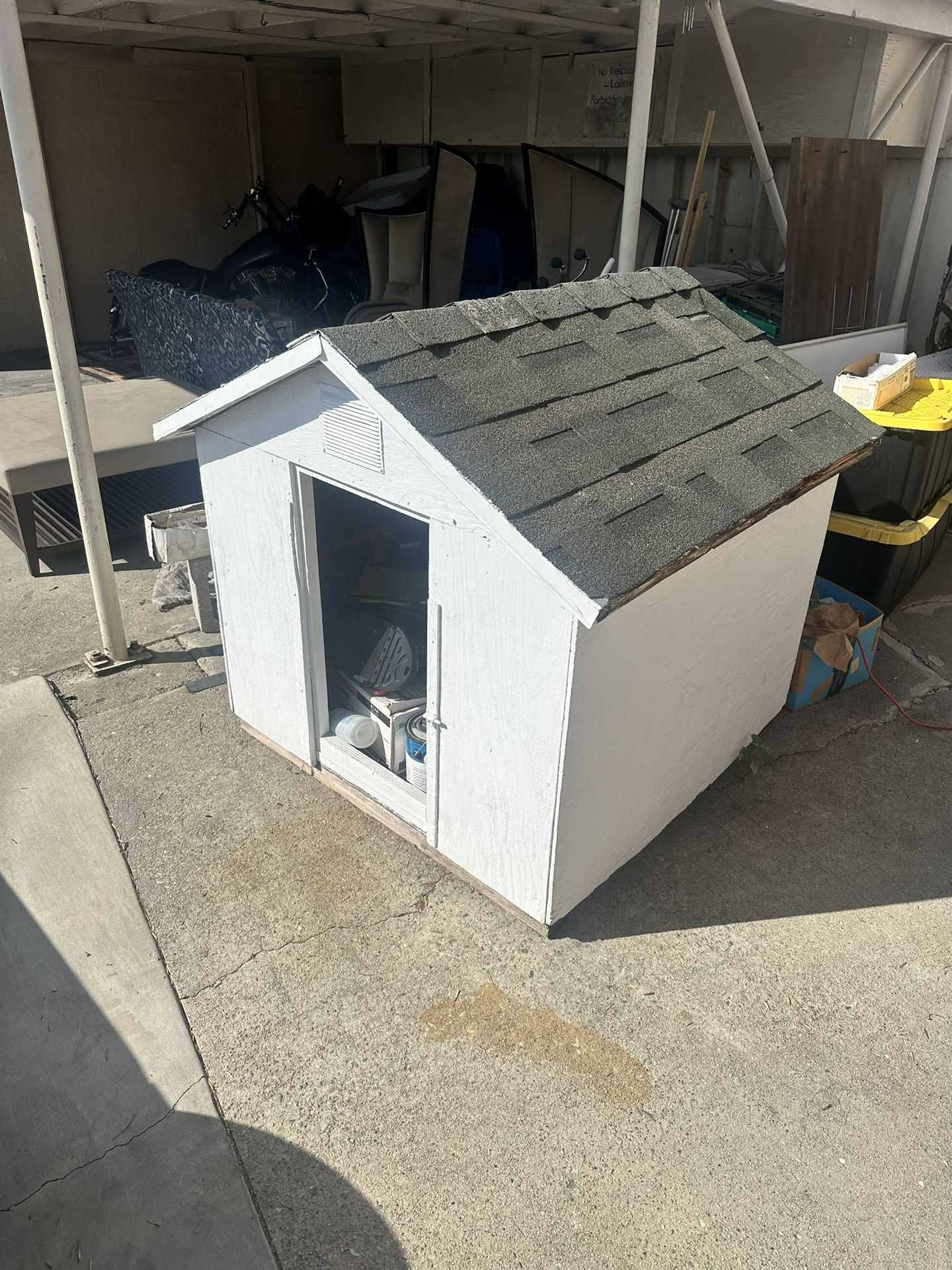 Dog House