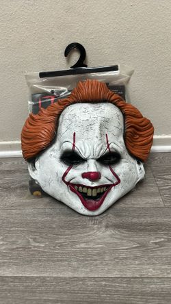 Pennywise Costume