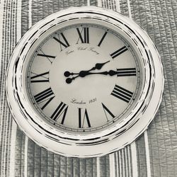 WALL CLOCK 