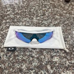  Oakley Ev path, blue and white.